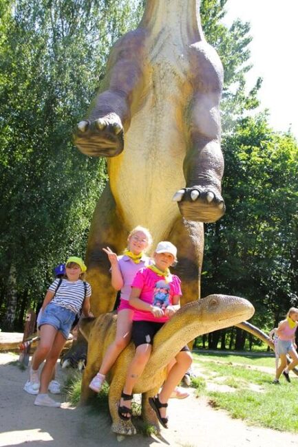 Dzieci z gminy Czarny Bór na wycieczce w ZOO w Lubiniu