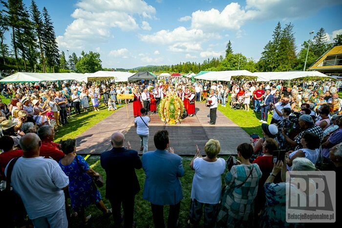 Widok na płytę boiska podczas Dożynek gminnych