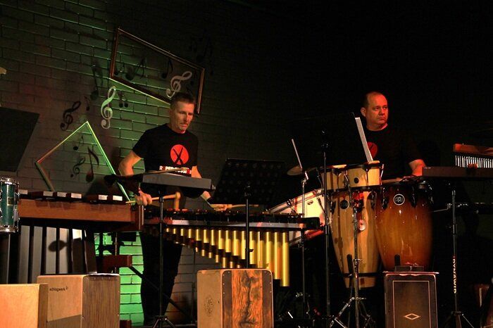 Zespół Repercussion na scenie B+CK w Czarny Borze
